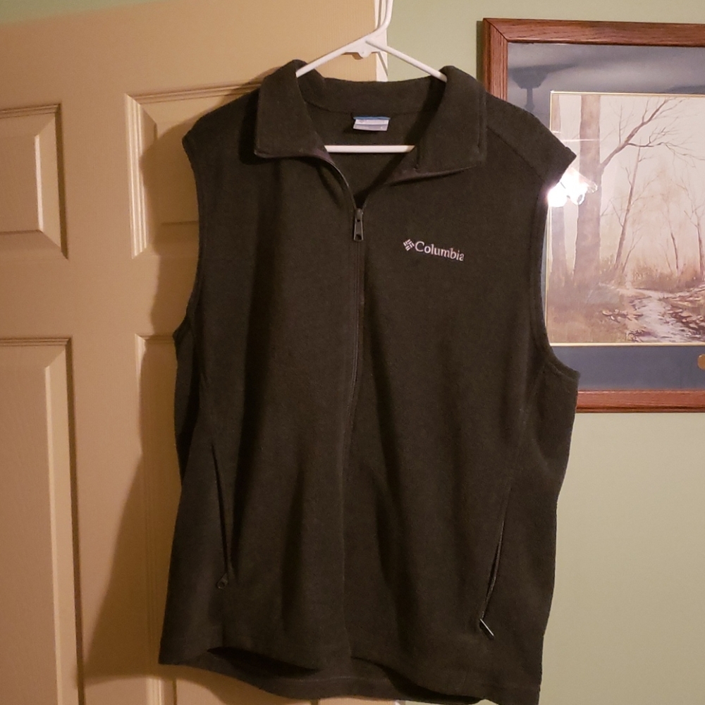 Columbia Vest